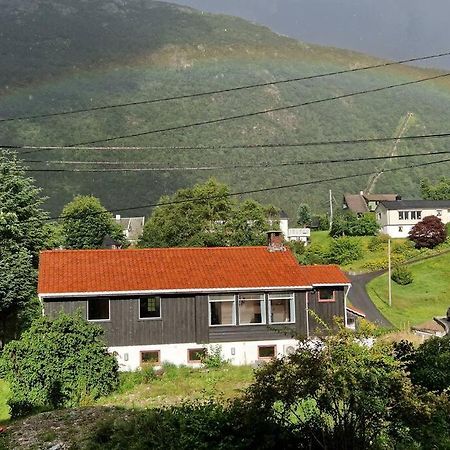 Cosy Ground Floor Apartment With Three Bedrooms Bergen Esterno foto